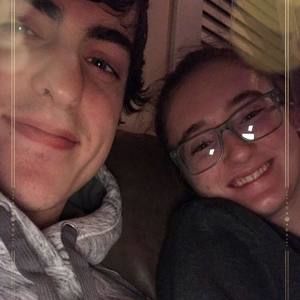 Meet your Posher, Mia